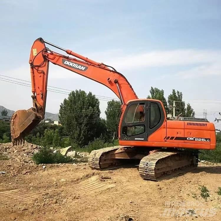 Doosan DX 225 LC-9C Rupsgraafmachines