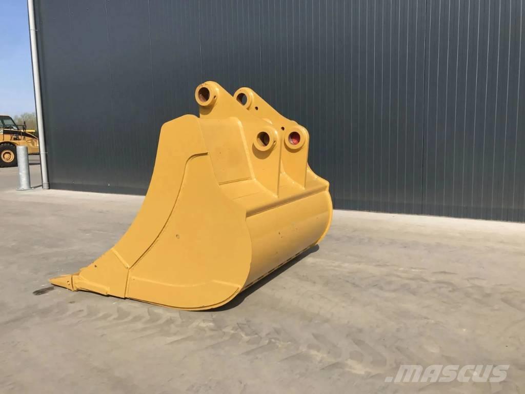 CAT 325C Bakken