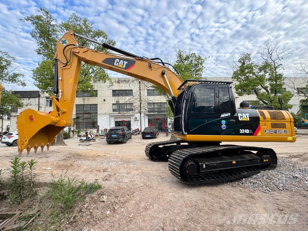 CAT 324 D2 L Rupsgraafmachines