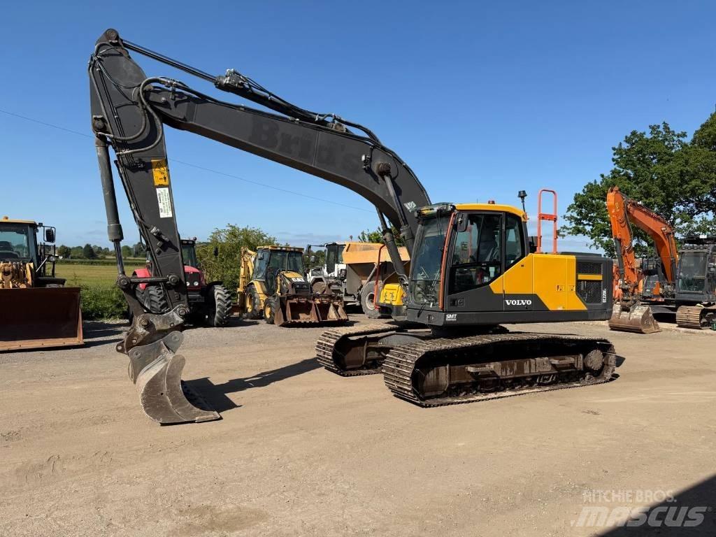 Volvo EC 220 E Rupsgraafmachines