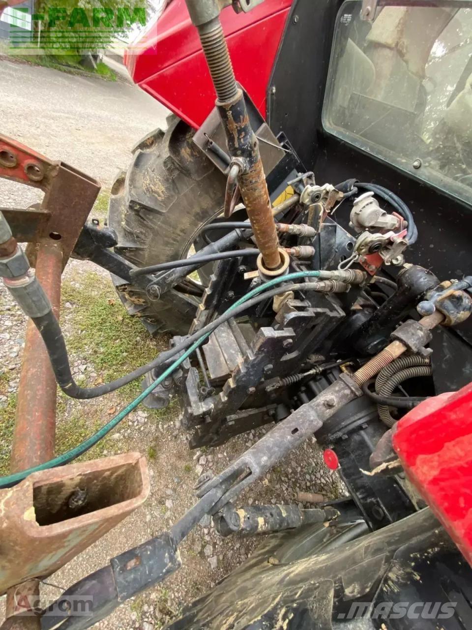 Case IH 844 a Tractoren