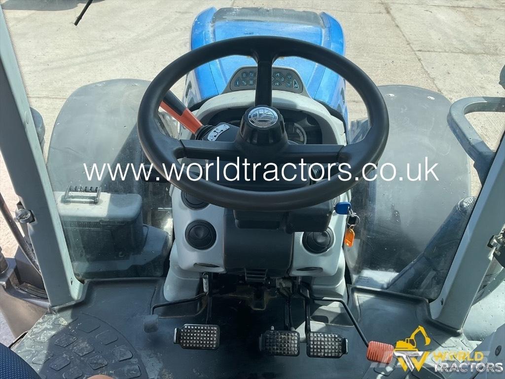New Holland T 7.245 Tractoren