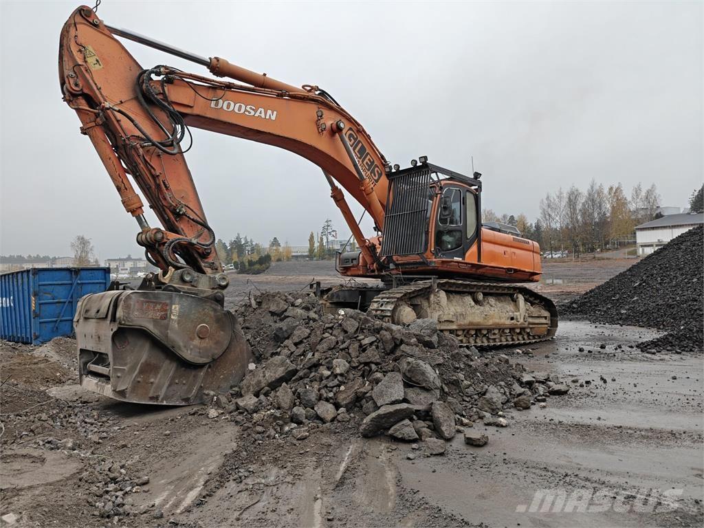 Doosan DX520LC Rupsgraafmachines