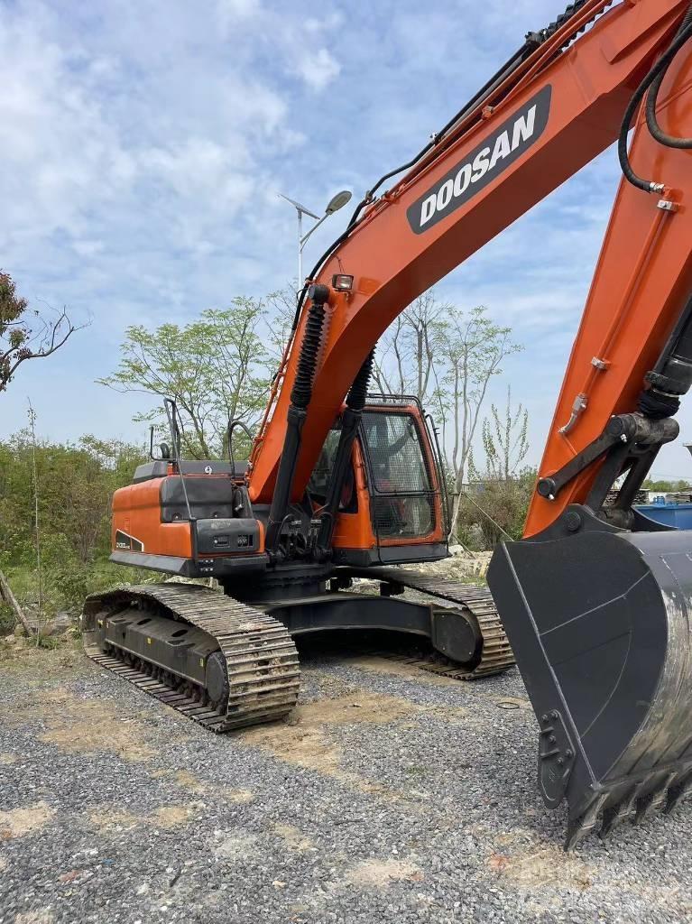 Doosan DX 300 LC Rupsgraafmachines