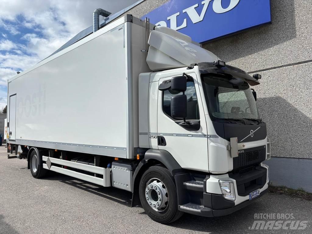 Volvo FL Bakwagens met gesloten opbouw