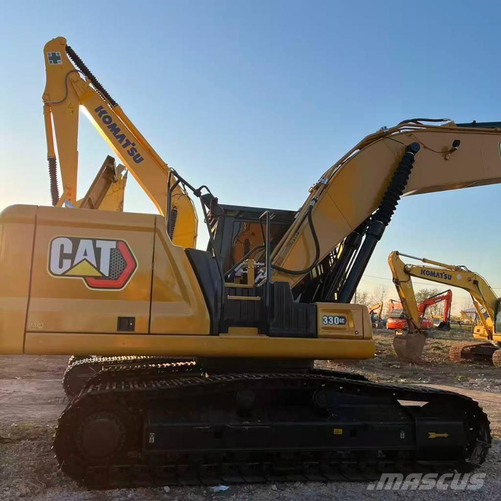 CAT 330 Rupsgraafmachines