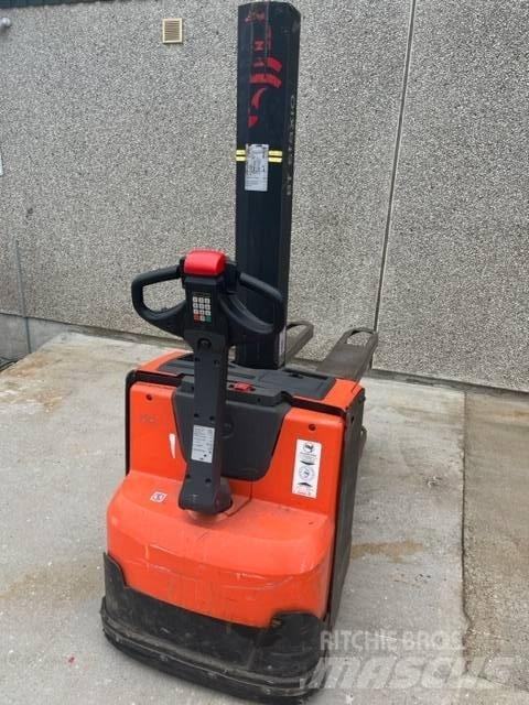 BT SWE 080 L Meeloop stapelaar