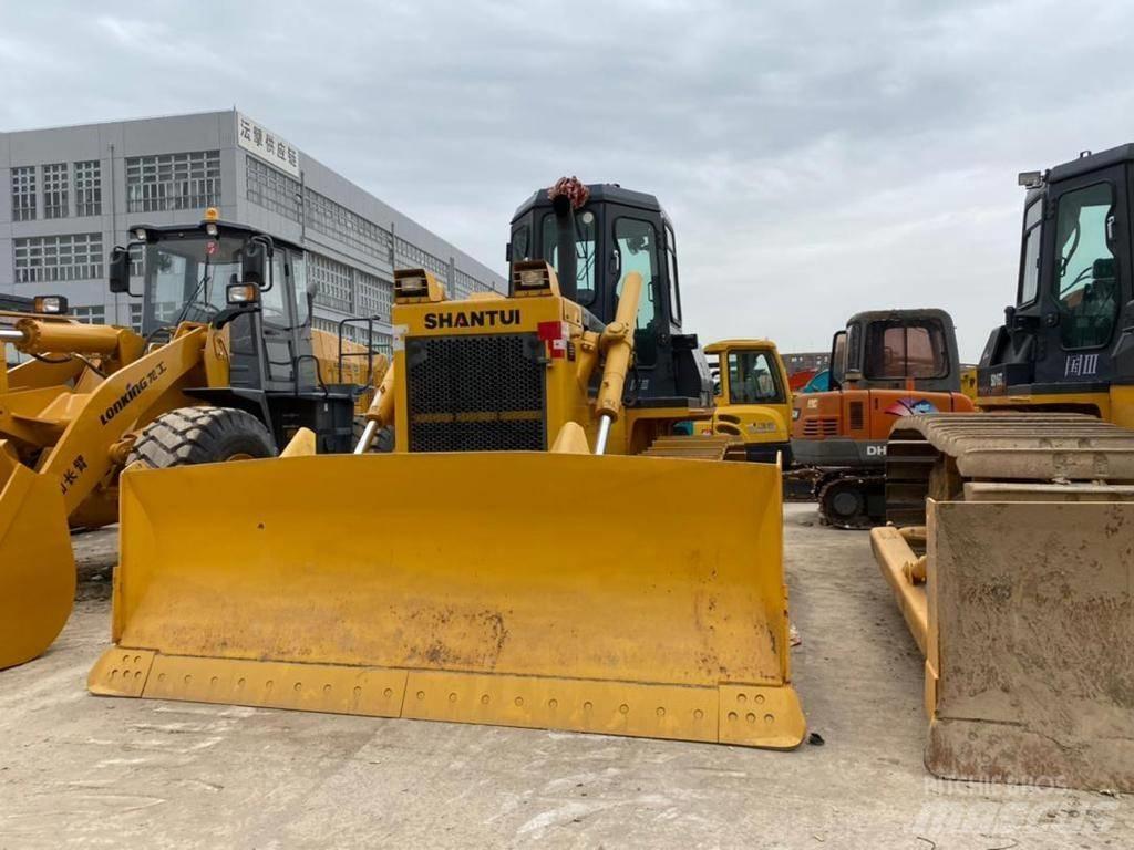 Shantui SD16 Rupsdozers