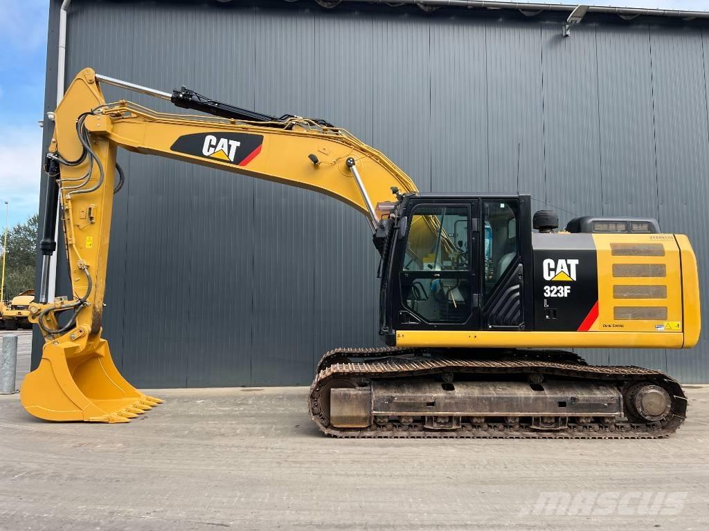 CAT 323F L Rupsgraafmachines