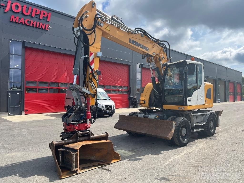 Liebherr A 918 Comp Wielgraafmachines