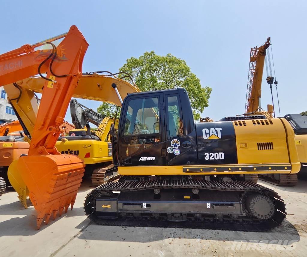 CAT 320 D Rupsgraafmachines