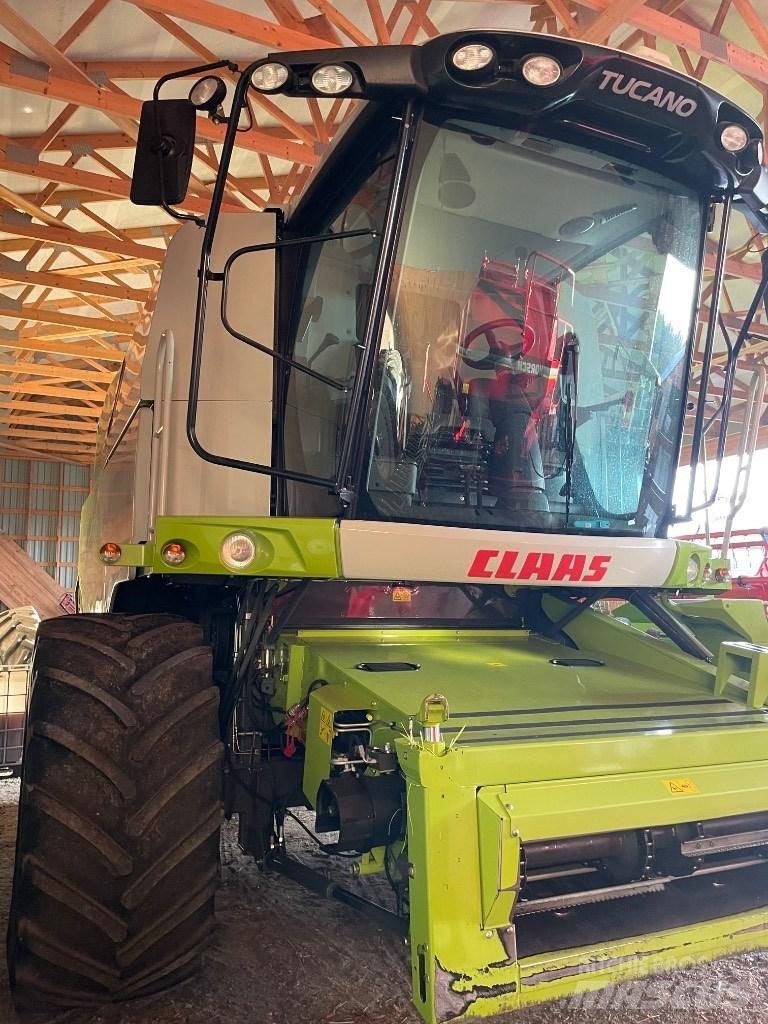 CLAAS Tucano 440 Maaidorsmachines