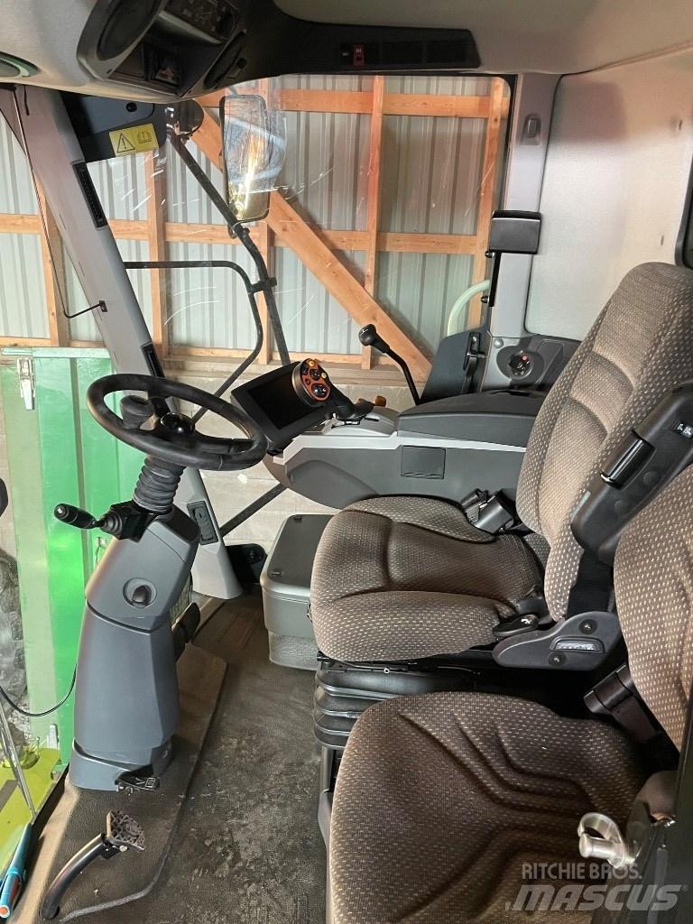 CLAAS Tucano 440 Maaidorsmachines