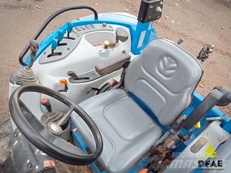 New Holland T 4.85 Tractoren