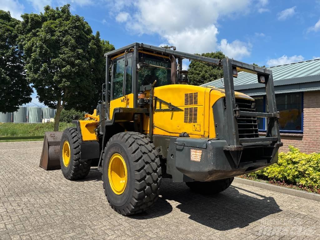 Komatsu WA 320-5 Wielladers