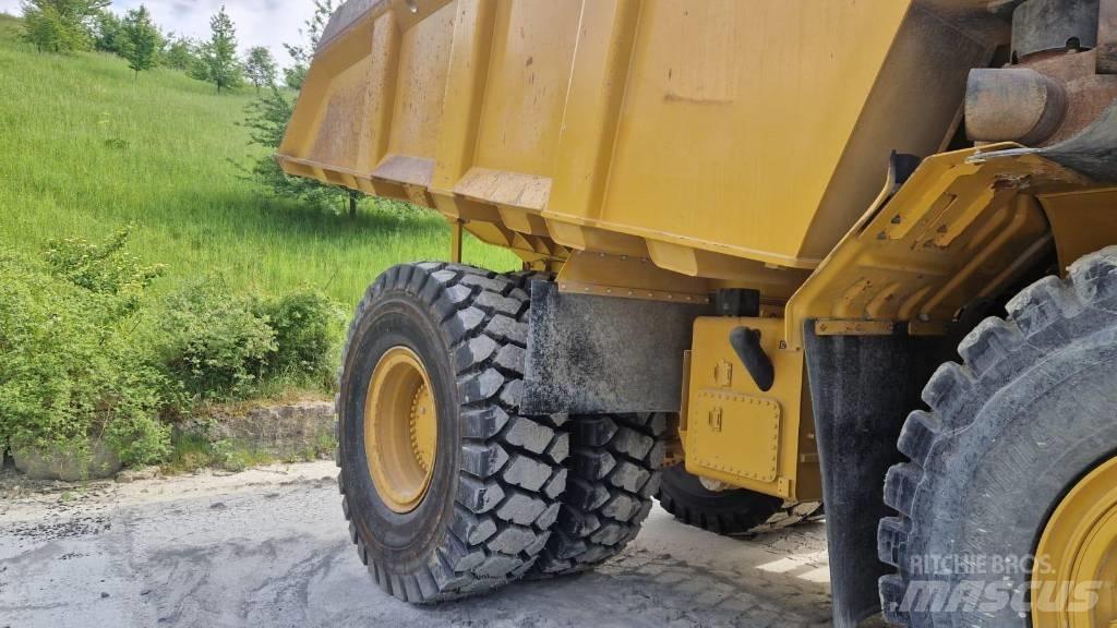 CAT 775 G Starre dumpers