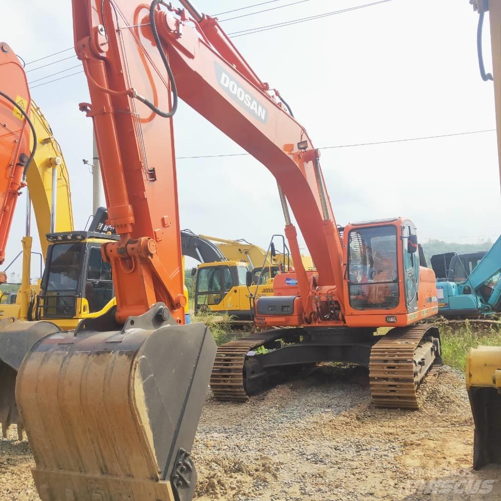 Doosan DX 300 LC Rupsgraafmachines