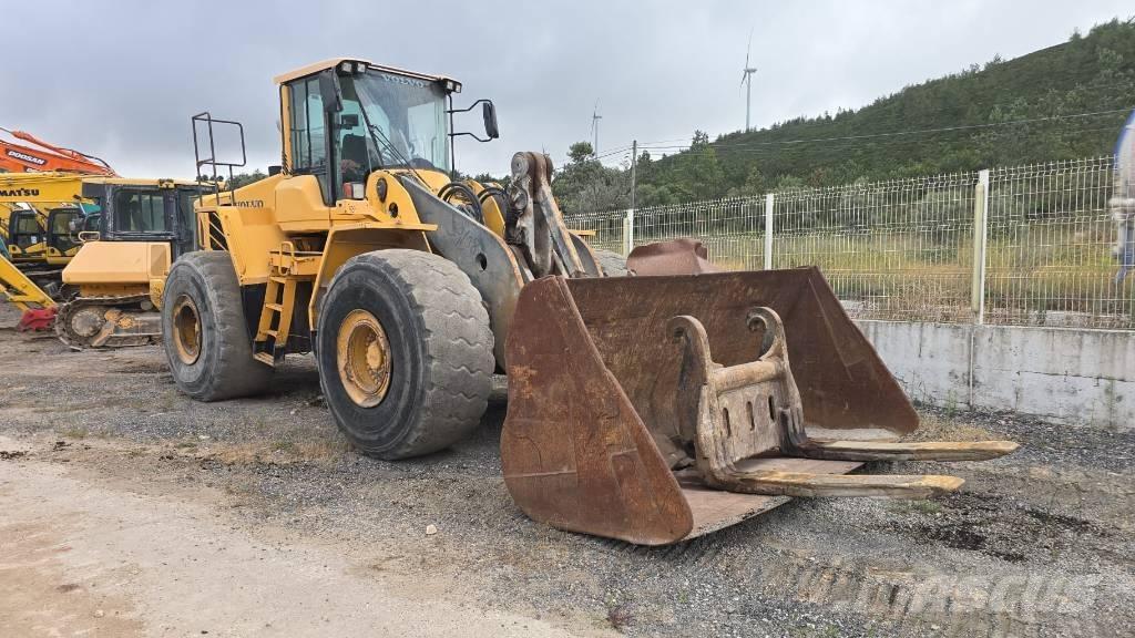Volvo L 220 F Wielladers