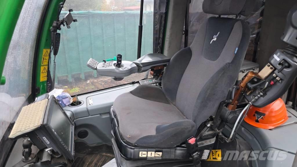 John Deere 1510 E Uitrijwagens