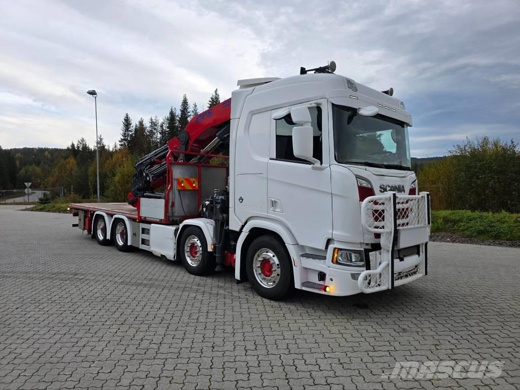 Scania R 650 Vlakke laadvloer met kraan