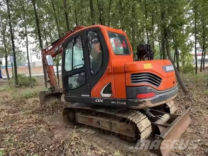 Doosan DX 75 Rupsgraafmachines