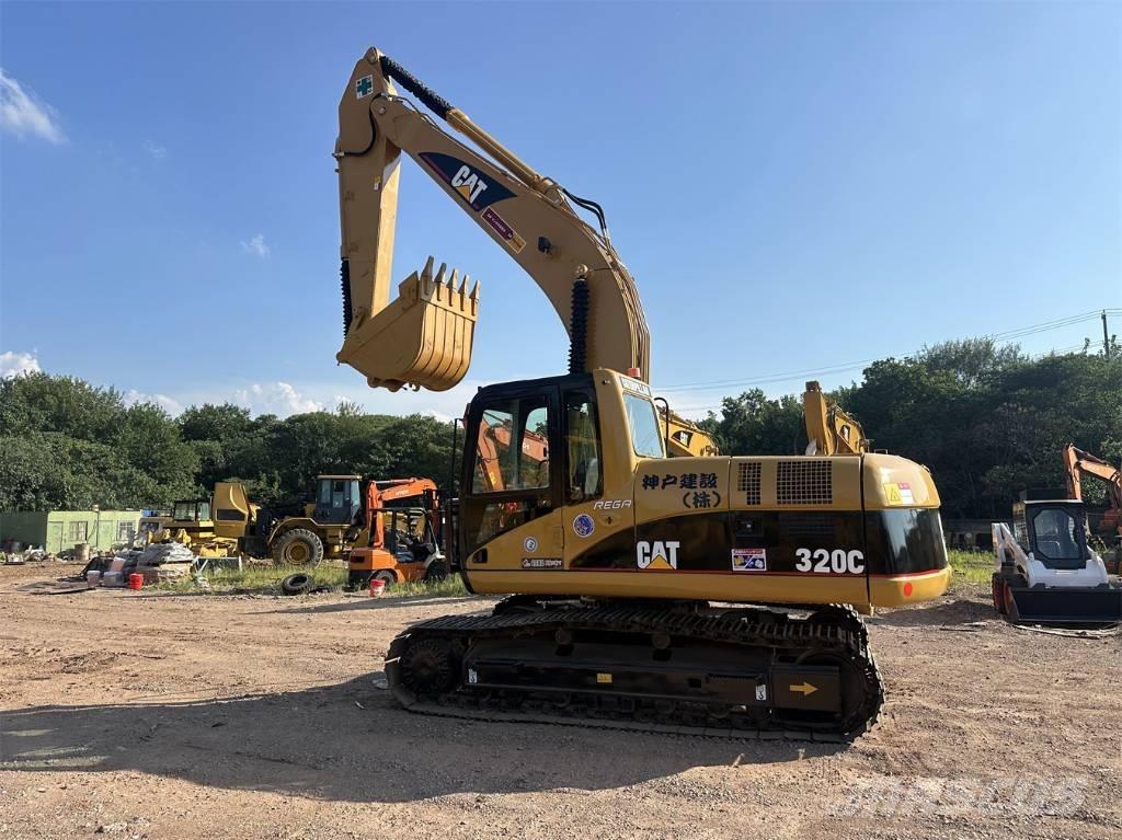 CAT 320 C Rupsgraafmachines