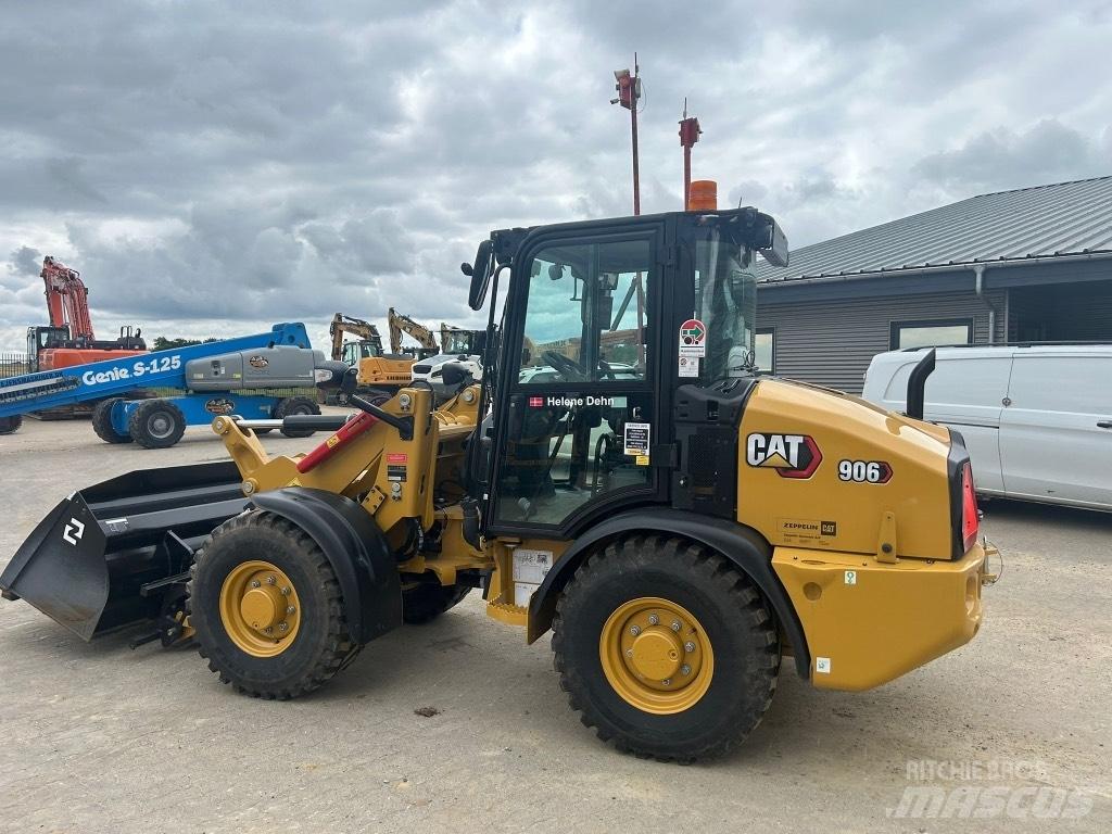 CAT 906 Wielladers