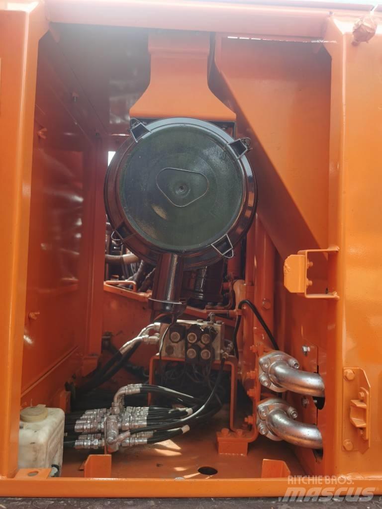 Doosan DX 225 LC-9 Rupsgraafmachines