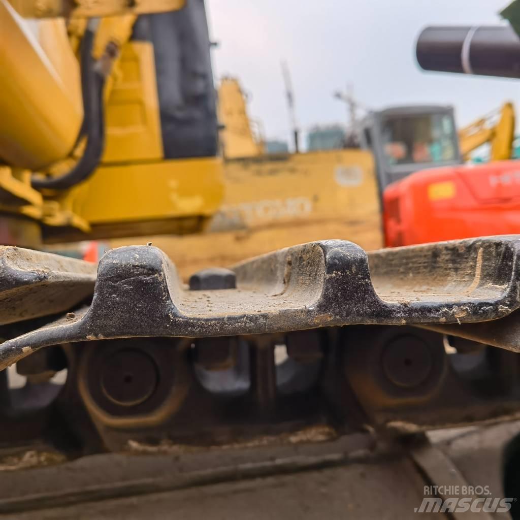 CAT 320 B Rupsgraafmachines