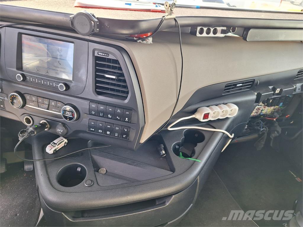 Ford F-MAX 500 Trekkers