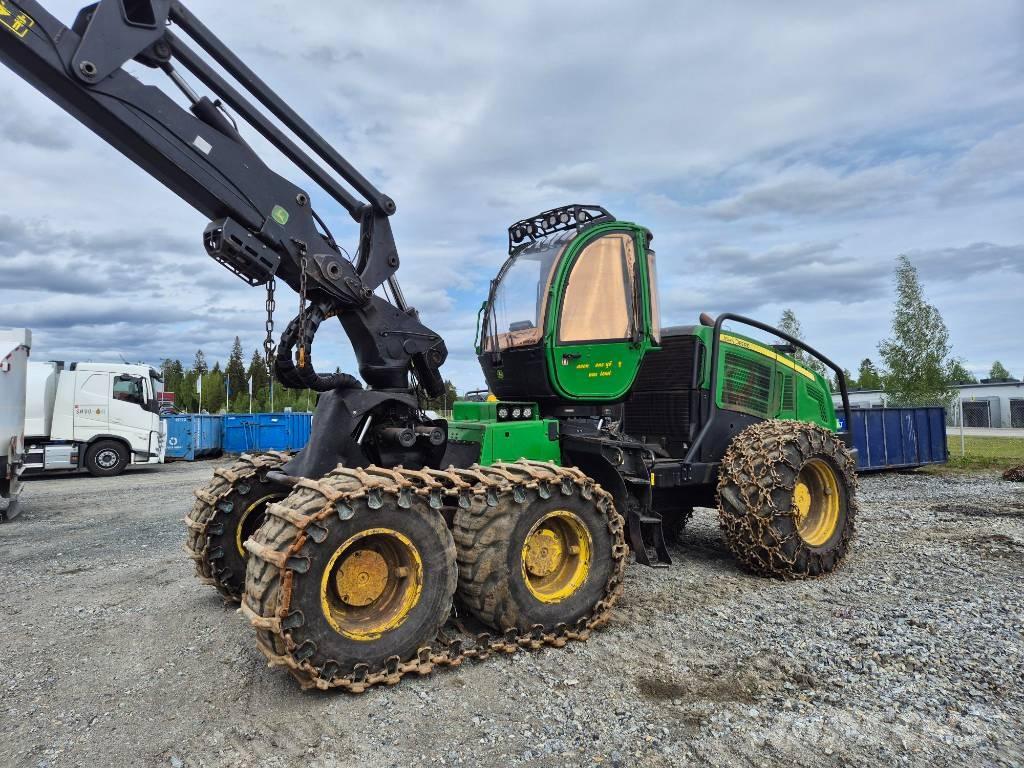John Deere 1270E Harvesters