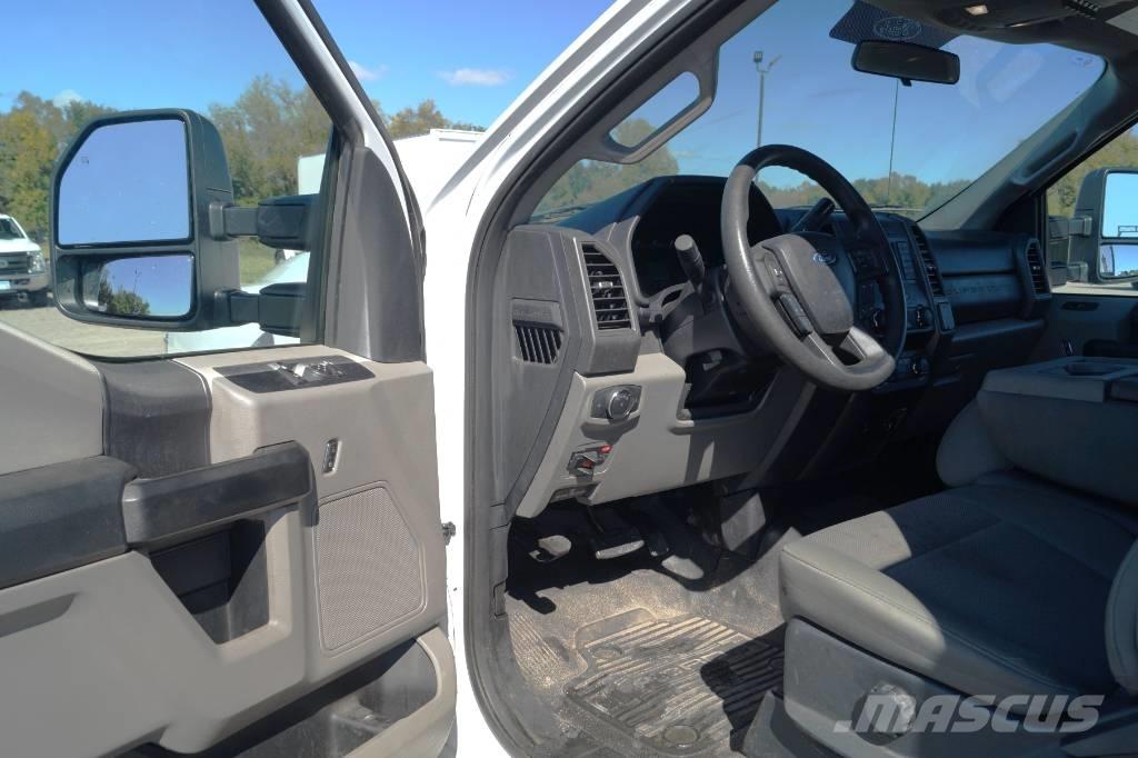 Ford F 550 XL SD Platte bakwagens