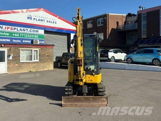 Komatsu PC 26 MR-3 Minigraafmachines < 7t