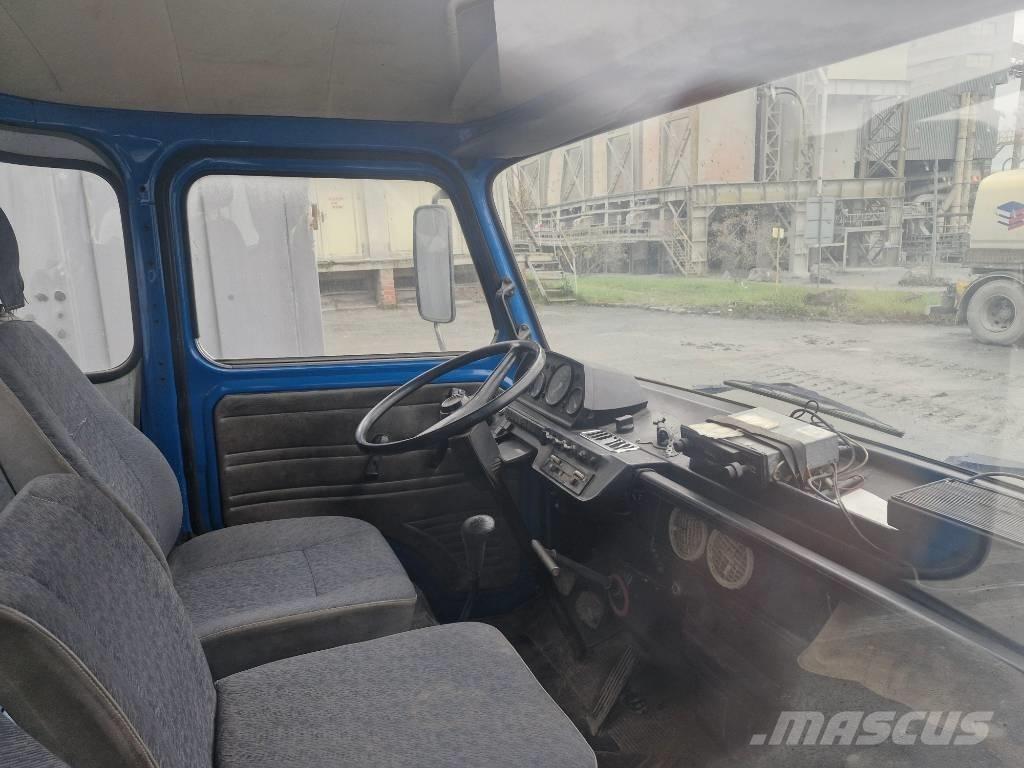 Avia 30N Platte bakwagens