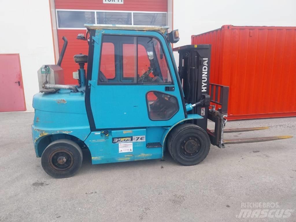 Hyundai 35 DS-7 Diesel heftrucks