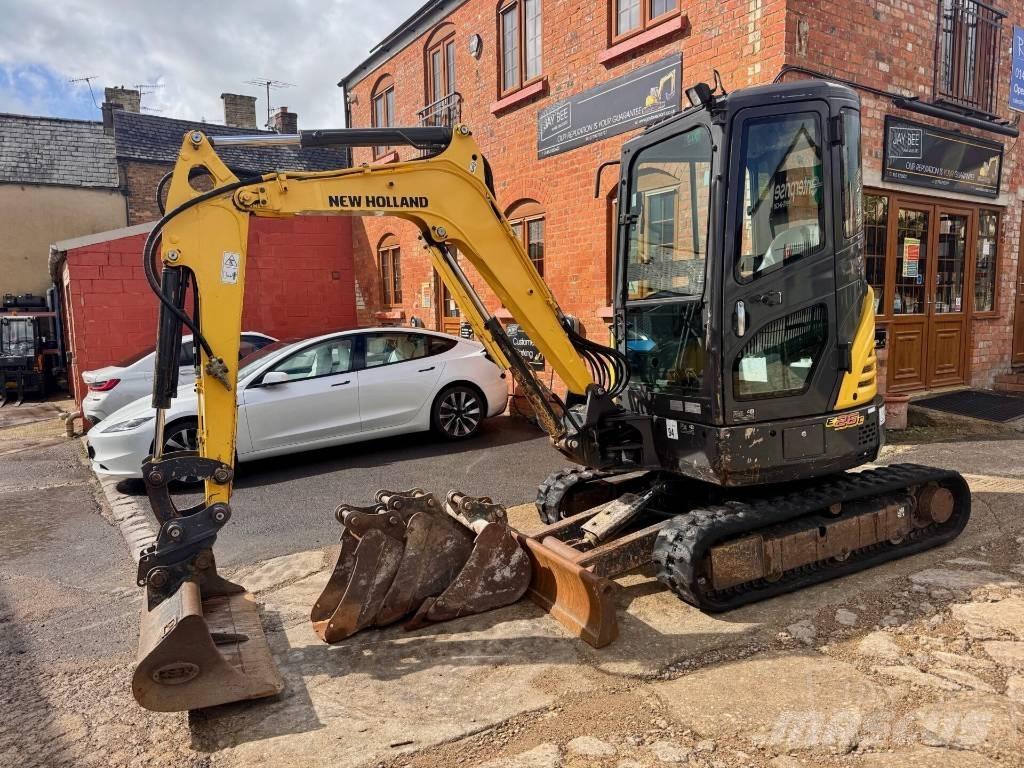 New Holland E26C Minigraafmachines < 7t