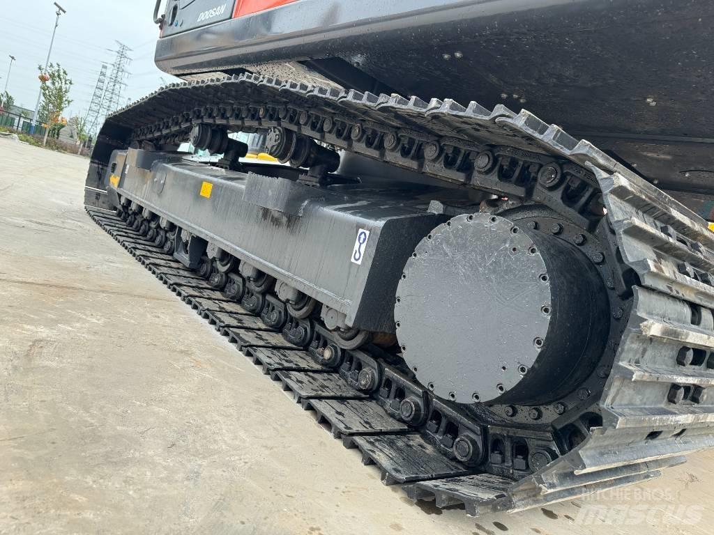 Doosan DX 225 LC-9C Rupsgraafmachines