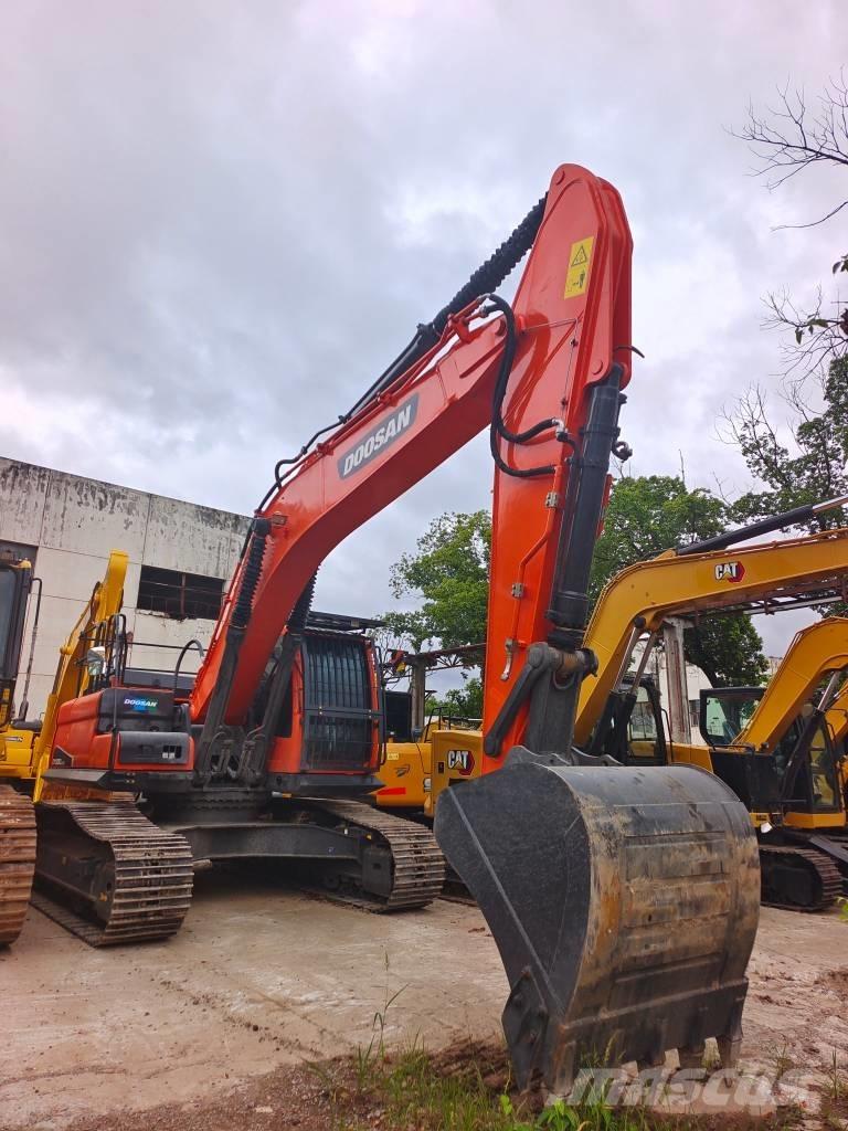 Doosan DX 300LC-9C Rupsgraafmachines