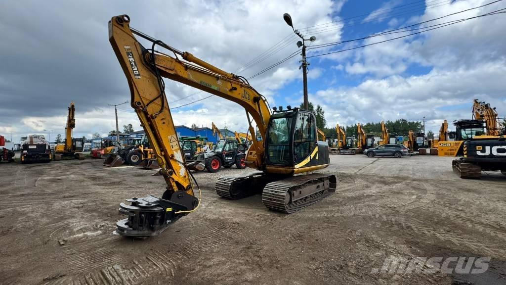 JCB JS 130 LC + JAK300 Rupsgraafmachines