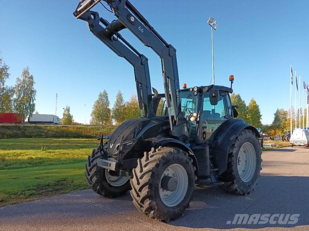 Valtra T174E Versu Tractoren