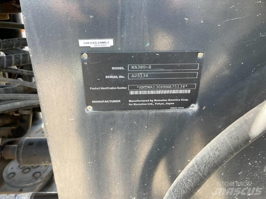 Komatsu WA 380-8 Wielladers