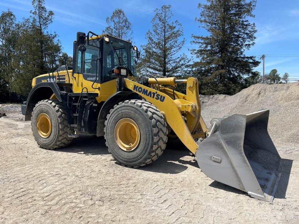 Komatsu WA 380-8 Wielladers