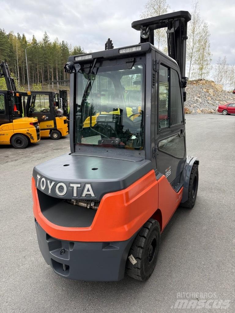 Toyota 52-8 FDJF 35 Diesel heftrucks