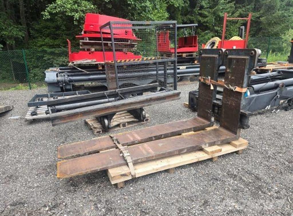 Kalmar DCE150-12 Diesel heftrucks