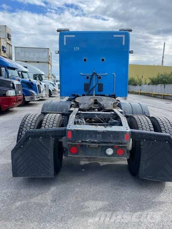 Peterbilt 579 Trekkers