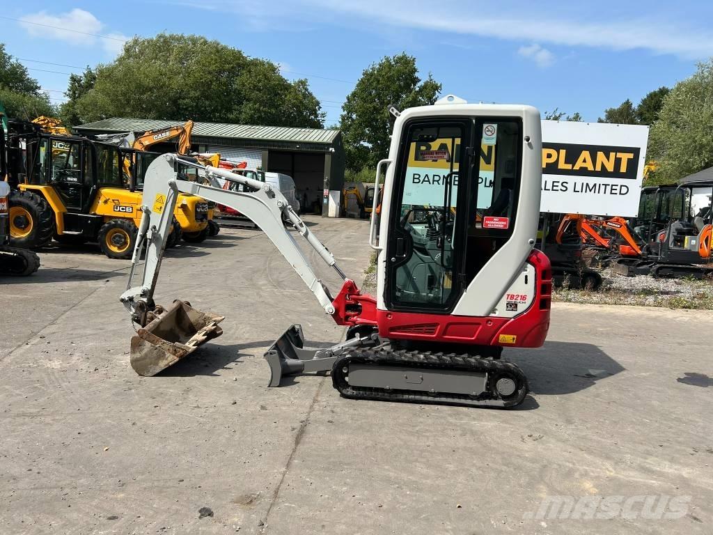 Takeuchi TB 216 Schrankladers