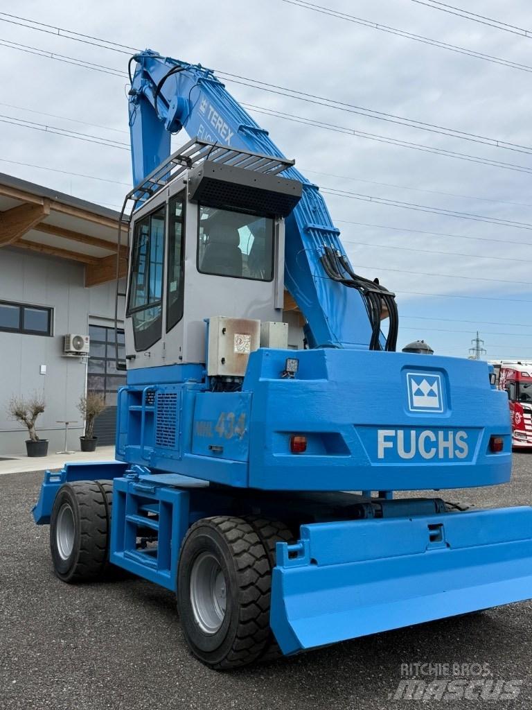 Fuchs MHL 434 Waste / industry handlers
