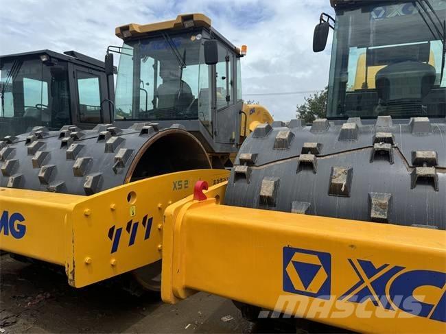 XCMG XS 223 J Trilrolwalsen