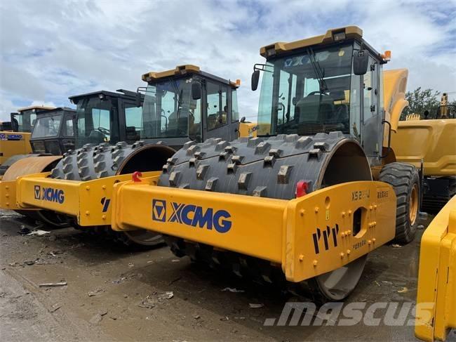XCMG XS 223 J Trilrolwalsen