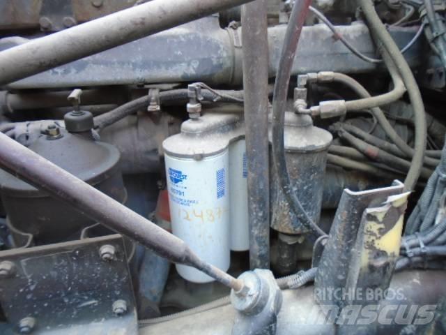 Mack RB 688 S Trekkers